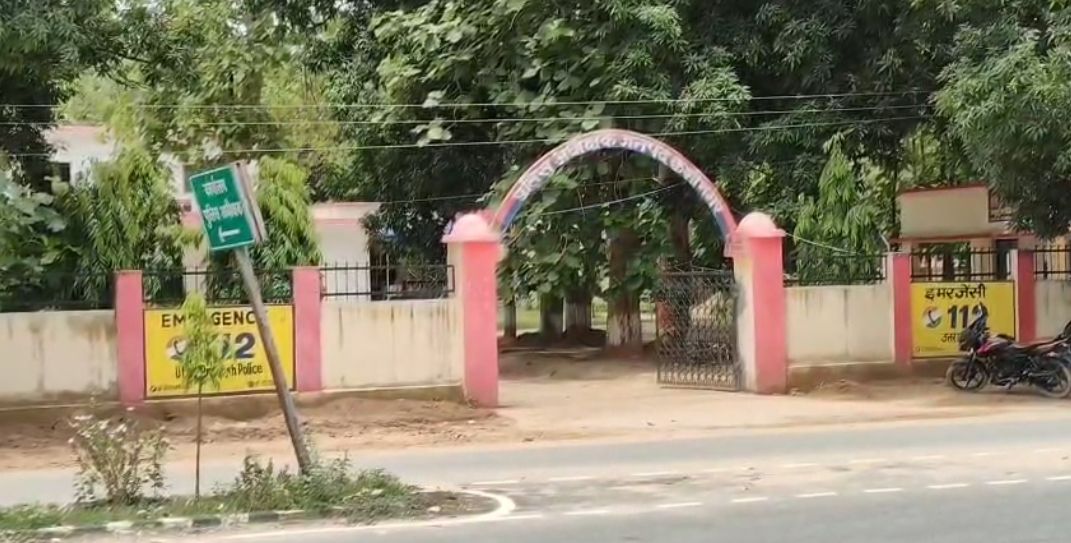 बिना कसूर महिलाओं से की गई अभद्रता, पीड़िता को अब भी मिल रही धमकियां