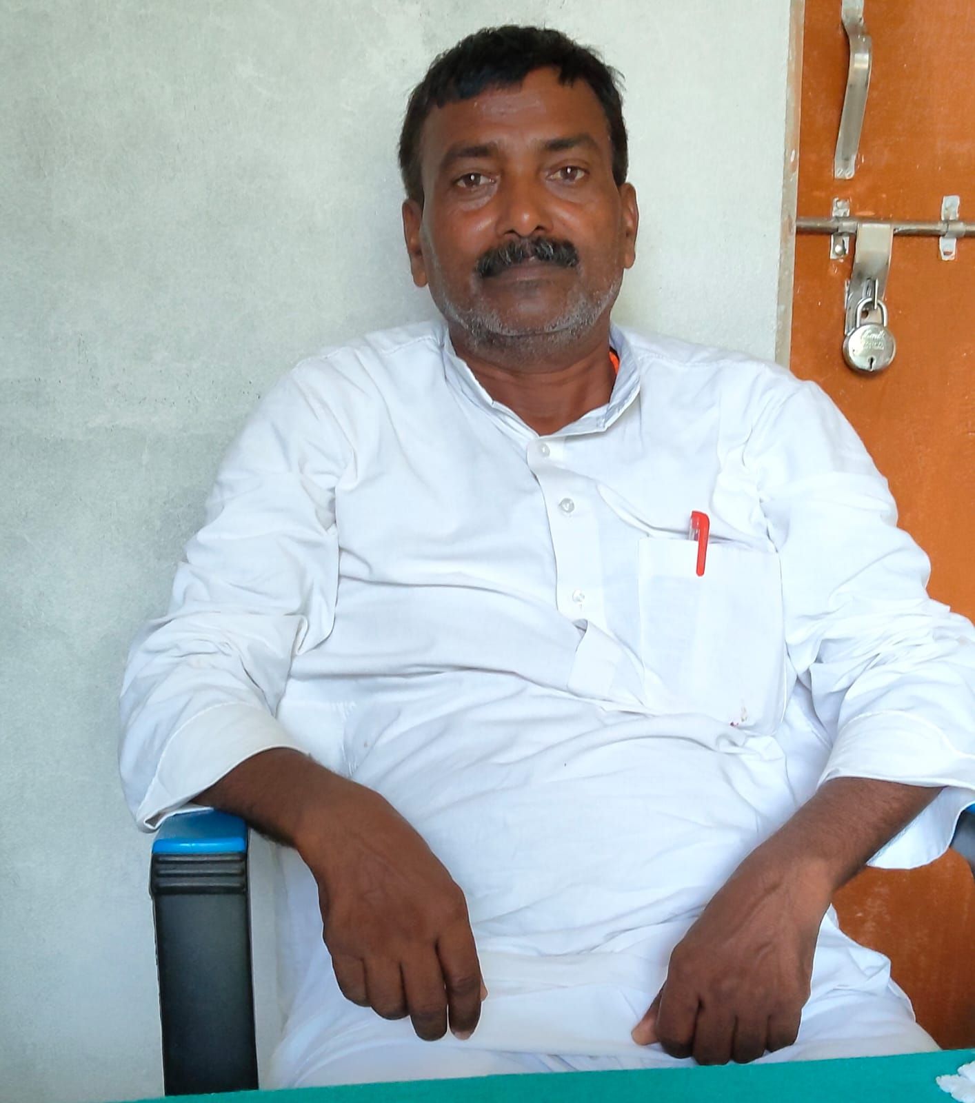 माता जी के नाम पर बना वीर एल्कव्य महाविद्यालय, प्रबंधक दरोगा निषाद और प्रधानाचार्या पत्नी की शिक्षा सेवा चर्चा में