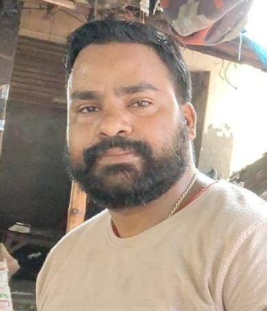 कुशीनगर : ग्राम प्रधान पद के भावी प्रत्याशी चंदन मद्धेशिया ने विकास का संकल्प लिया