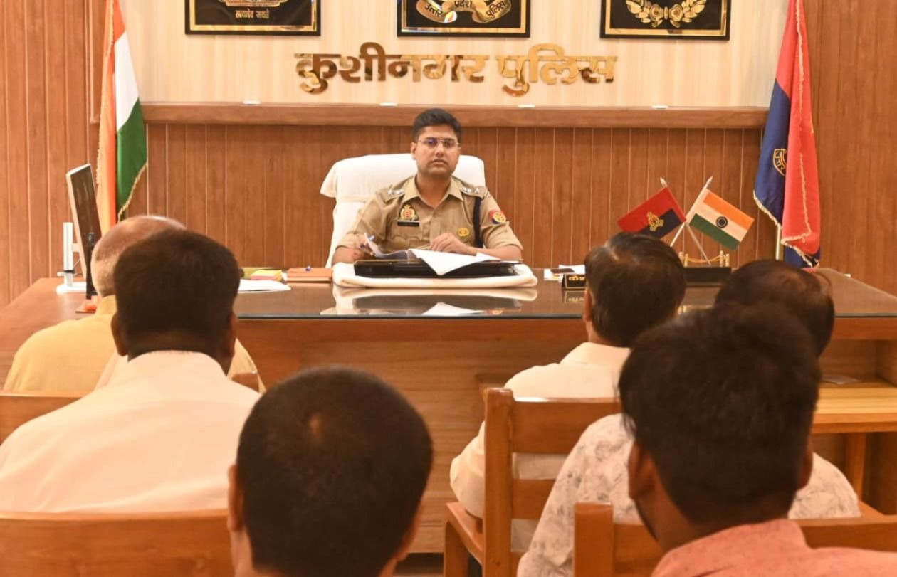 पुलिस अधीक्षक केशव कुमार ने सुनी फरियाद, तीन दर्जन से अधिक लोगों ने दी दरखास्त