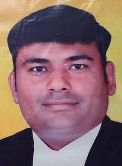 अधिवक्ता हित सर्वोपरि, महिला अधिवक्ताओं को समान सम्मान।”