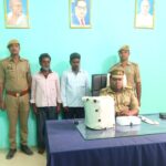 गौवध मामले में दो अभियुक्त गिरफ्तार, तीन बछड़े समेत कई सामान बरामद,,