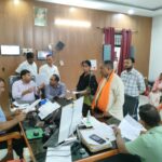एसडीएम डॉ. संतराज सिंह की जनसुनवाई में फरियादी संतुष्ट