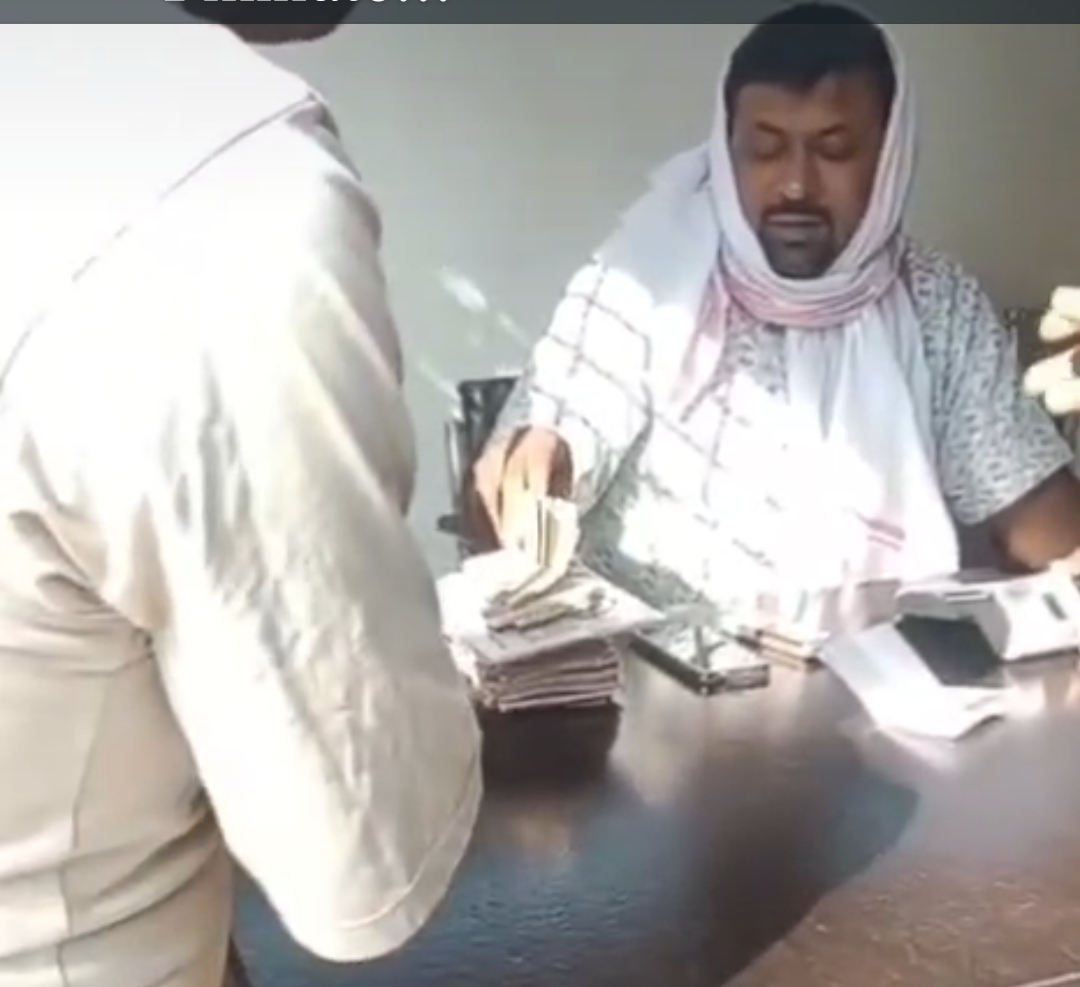 कोटेदार पर मनमानी और घटतौली का आरोप, ग्रामीणों ने नए कोटेदार चयन की उठाई मांग