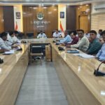 संभावित बाढ़ और आपदा प्रबंधन को लेकर प्रशासन अलर्ट, डीएम ने दिए कड़े निर्देश