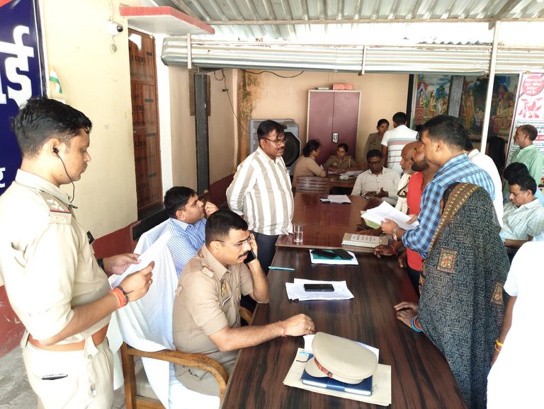थाना समाधान दिवस पर राजस्व मामलों की गंभीरता से हुई सुनवाई