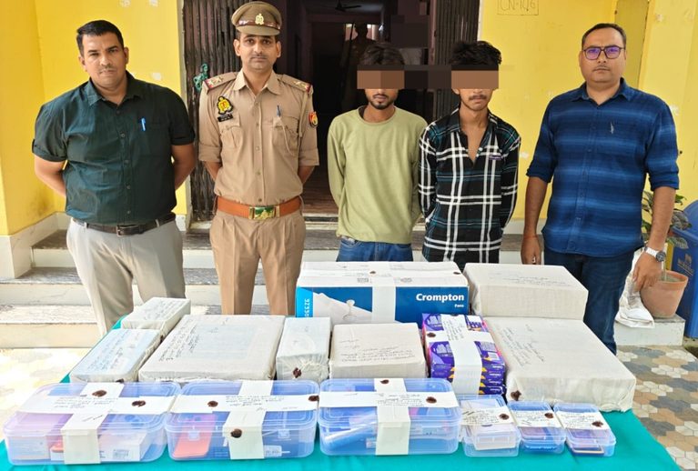 साइबर क्राइम थाना व साइबर सेल की संयुक्त टीम ने गैंग का किया खुलासा, दो शातिर साइबर अपराधी गिरफ्तार