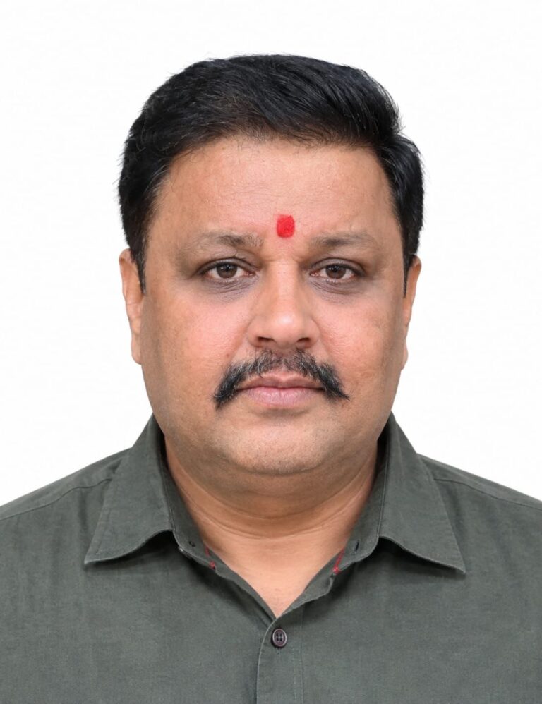 जिलाधिकारी संजय चौहान और एसपी केशव कुमार ने दी नवरात्रि एवं दशहरा की शुभकामनाएं