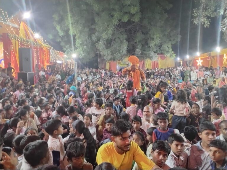 श्रीरामजानकी मंदिर पर दुर्गा पूजा की धूम, भव्य झांकियों और सांस्कृतिक कार्यक्रमों ने मोहा मन